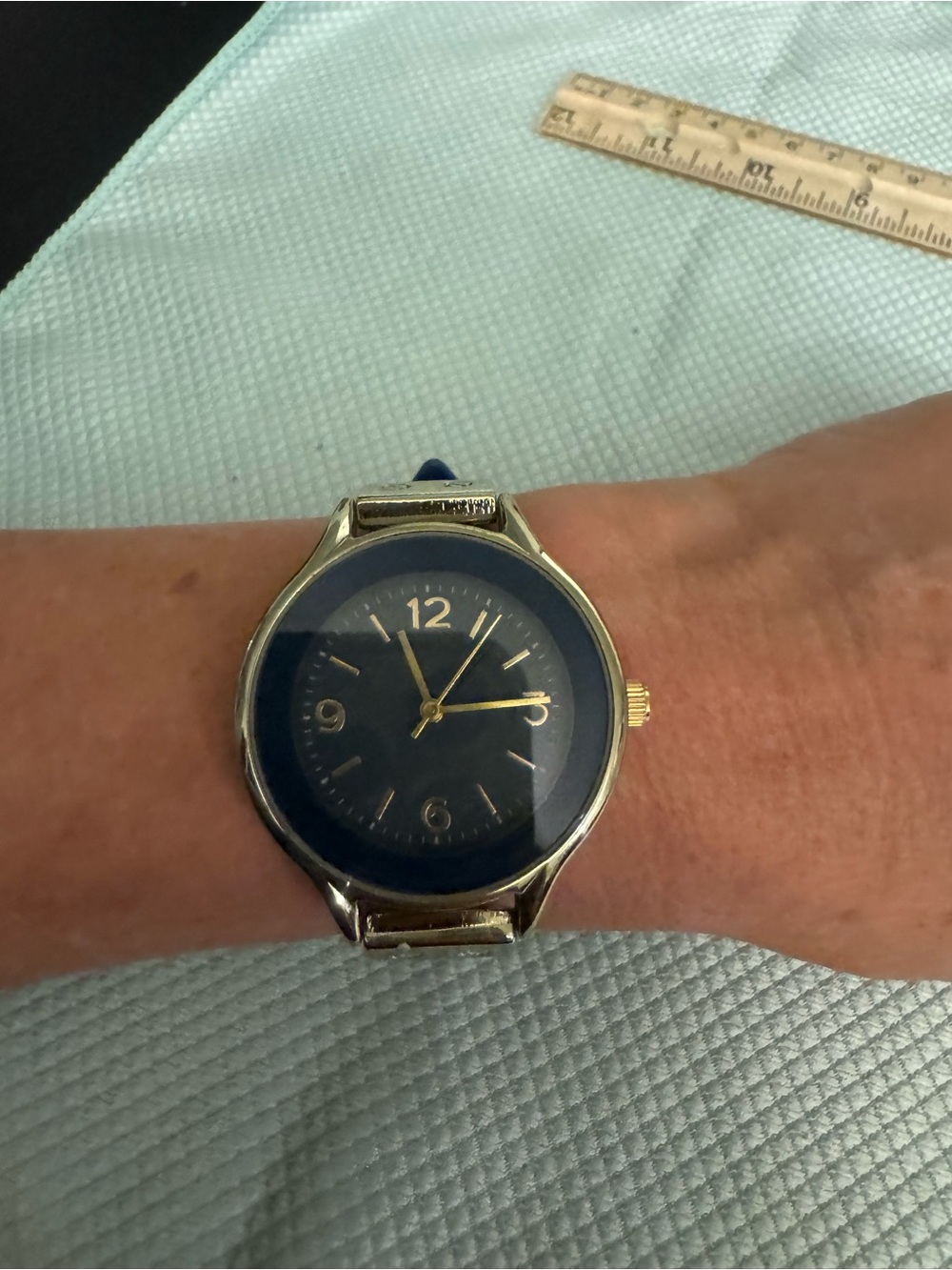 Classic Gold-Tone Women's Watch with Navy Dial and Strap